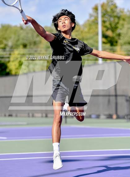 Thumbnail 3 in Texas High vs Nacogdoches (UIL 5A Boys Tennis Bi-District) photogallery.