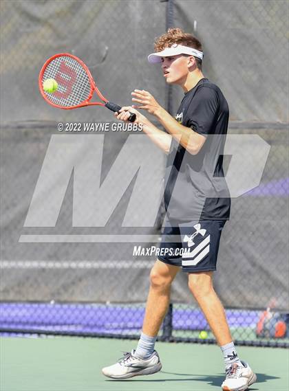 Thumbnail 2 in Texas High vs Nacogdoches (UIL 5A Boys Tennis Bi-District) photogallery.