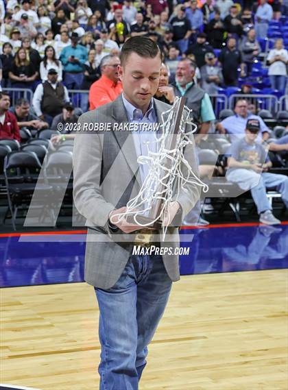 Thumbnail 2 in Graford vs. Jayton (UIL 1A Basketball State Final Medal Ceremony) photogallery.
