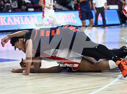 Thumbnail 1 in Roosevelt vs. Redondo Union (Tarkanian Classic) photogallery.