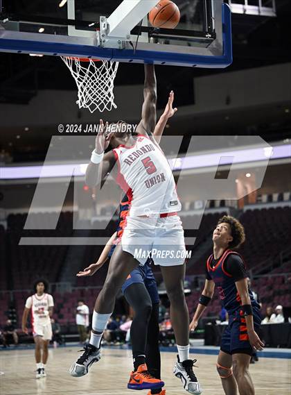 Thumbnail 2 in Roosevelt vs. Redondo Union (Tarkanian Classic) photogallery.