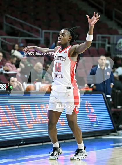 Thumbnail 3 in Roosevelt vs. Redondo Union (Tarkanian Classic) photogallery.