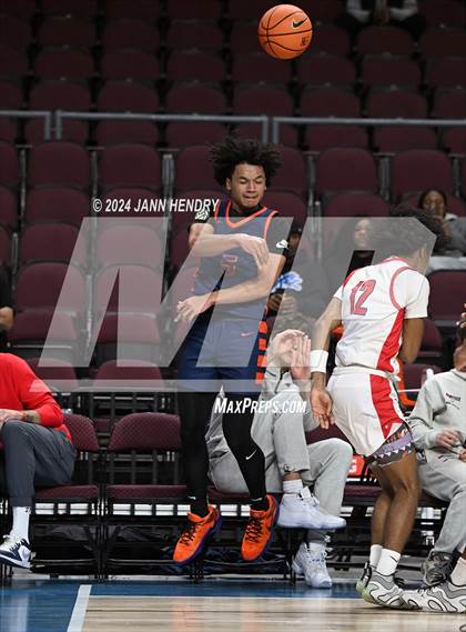 Thumbnail 2 in Roosevelt vs. Redondo Union (Tarkanian Classic) photogallery.