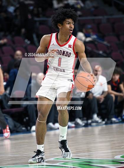 Thumbnail 1 in Roosevelt vs. Redondo Union (Tarkanian Classic) photogallery.