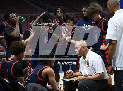 Thumbnail 3 in Roosevelt vs. Redondo Union (Tarkanian Classic) photogallery.