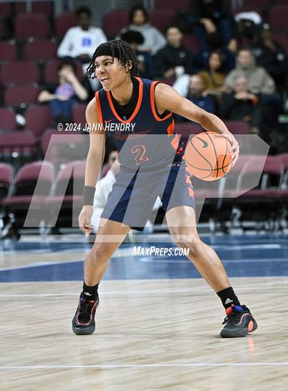 Thumbnail 3 in Roosevelt vs. Redondo Union (Tarkanian Classic) photogallery.