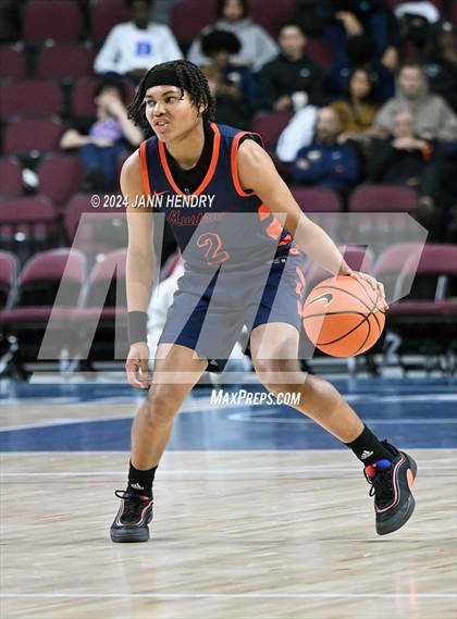 Thumbnail 2 in Roosevelt vs. Redondo Union (Tarkanian Classic) photogallery.