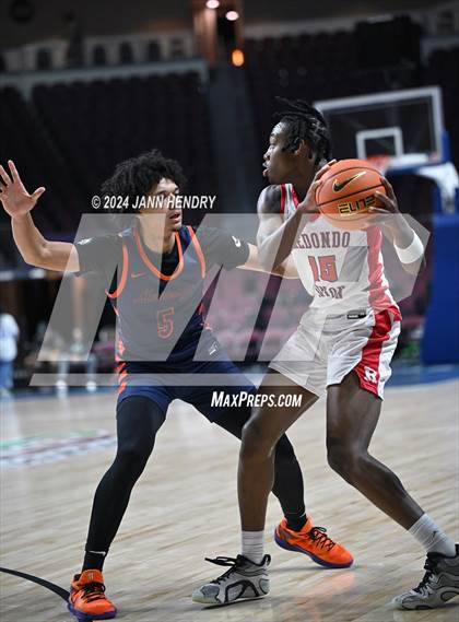 Thumbnail 2 in Roosevelt vs. Redondo Union (Tarkanian Classic) photogallery.