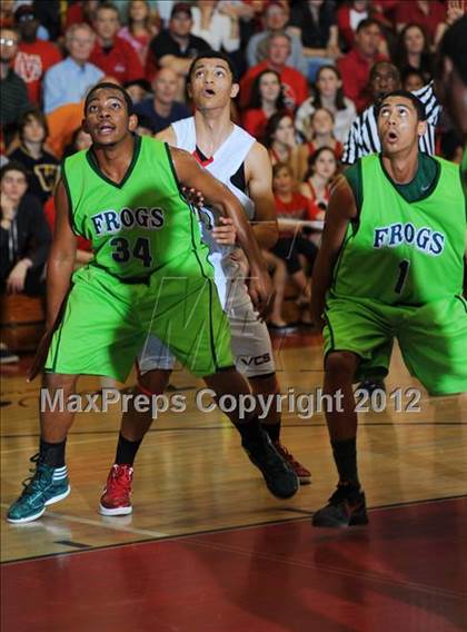 Thumbnail 2 in Ribet Academy @ Village Christian (CIF SS D5AA Semifinal) photogallery.