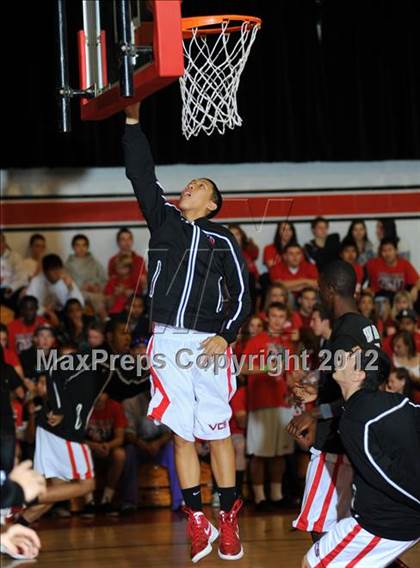 Thumbnail 2 in Ribet Academy @ Village Christian (CIF SS D5AA Semifinal) photogallery.