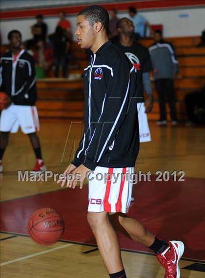 Thumbnail 3 in Ribet Academy @ Village Christian (CIF SS D5AA Semifinal) photogallery.