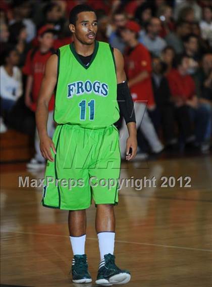 Thumbnail 3 in Ribet Academy @ Village Christian (CIF SS D5AA Semifinal) photogallery.