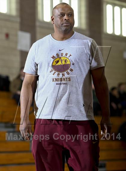 Thumbnail 2 in Mt. Vernon vs Scarsdale photogallery.