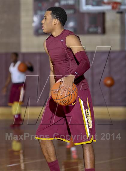 Thumbnail 2 in Mt. Vernon vs Scarsdale photogallery.