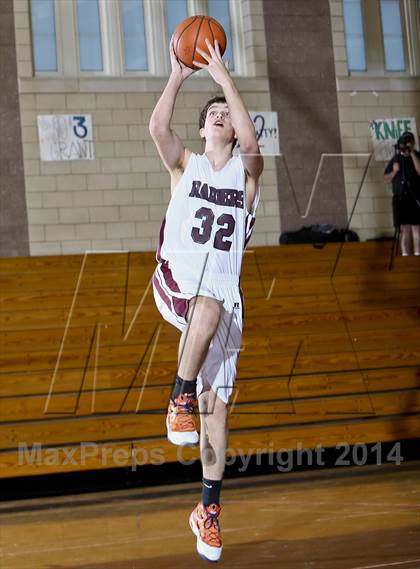 Thumbnail 2 in Mt. Vernon vs Scarsdale photogallery.