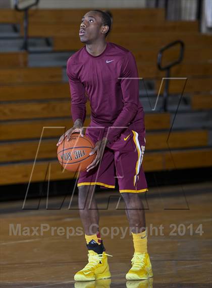 Thumbnail 3 in Mt. Vernon vs Scarsdale photogallery.