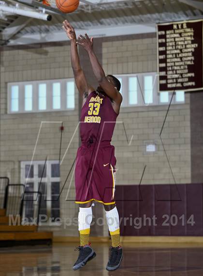 Thumbnail 3 in Mt. Vernon vs Scarsdale photogallery.