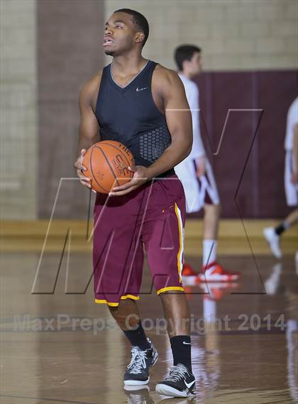 Thumbnail 2 in Mt. Vernon vs Scarsdale photogallery.