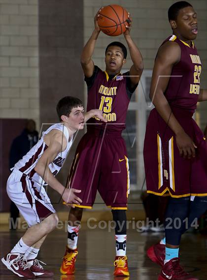 Thumbnail 2 in Mt. Vernon vs Scarsdale photogallery.