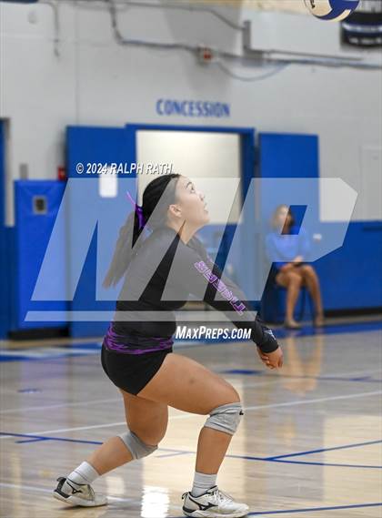 Thumbnail 1 in Oroville @ Orland photogallery.