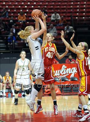 Thumbnail 2 in Westview vs. Mt. Carmel (CIF SDS D2 Final) photogallery.