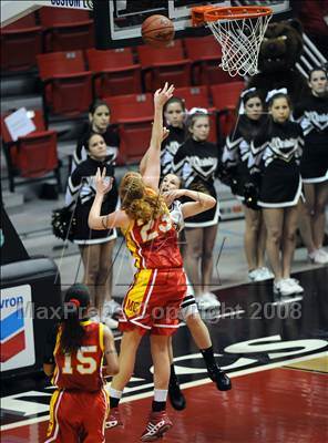 Thumbnail 1 in Westview vs. Mt. Carmel (CIF SDS D2 Final) photogallery.