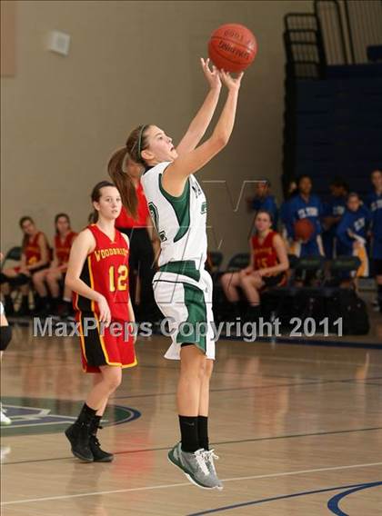Thumbnail 3 in La Costa Canyon vs. Woodbridge (So Cal Holiday Prep Classic) photogallery.