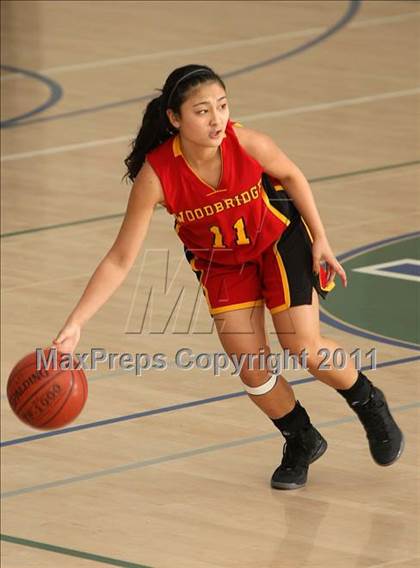 Thumbnail 1 in La Costa Canyon vs. Woodbridge (So Cal Holiday Prep Classic) photogallery.
