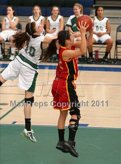Thumbnail 1 in La Costa Canyon vs. Woodbridge (So Cal Holiday Prep Classic) photogallery.