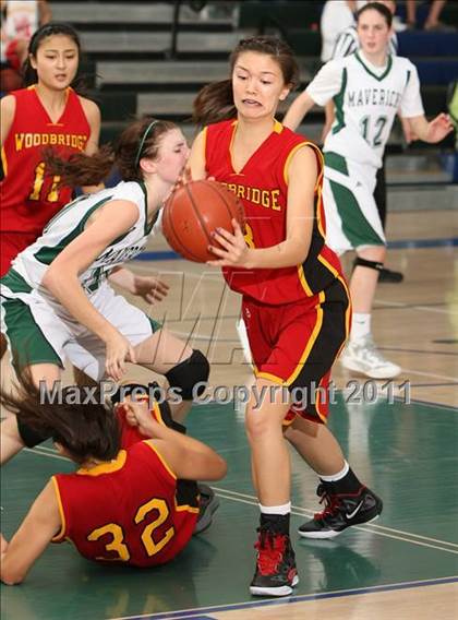 Thumbnail 3 in La Costa Canyon vs. Woodbridge (So Cal Holiday Prep Classic) photogallery.