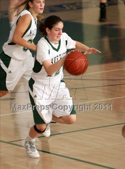 Thumbnail 2 in La Costa Canyon vs. Woodbridge (So Cal Holiday Prep Classic) photogallery.