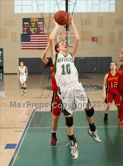 Thumbnail 1 in La Costa Canyon vs. Woodbridge (So Cal Holiday Prep Classic) photogallery.