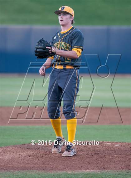 Thumbnail 2 in Catalina Foothills vs. Greenway (AIA Playoff D2 1st Elimination) photogallery.