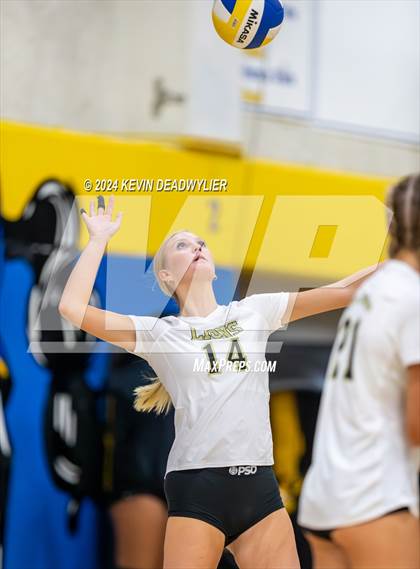 Thumbnail 2 in Oaks Christian @ Agoura photogallery.