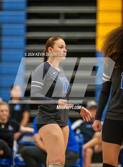 Thumbnail 2 in Oaks Christian @ Agoura photogallery.
