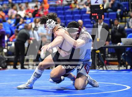 Thumbnail 1 in UIL State Championships - 5A 195lb Final photogallery.
