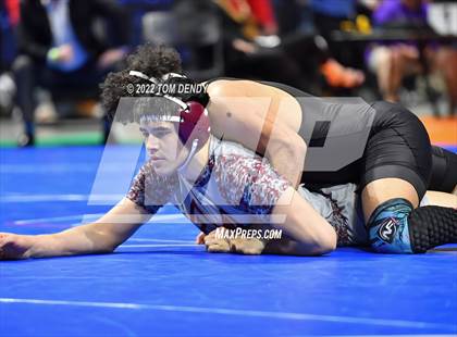 Thumbnail 3 in UIL State Championships - 5A 195lb Final photogallery.
