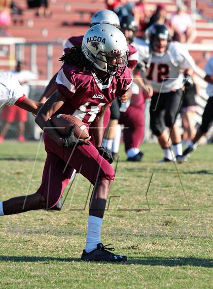 Thumbnail 3 in Maryville vs. Alcoa photogallery.