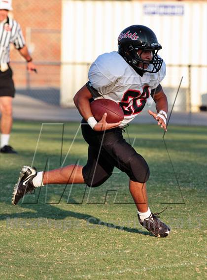 Thumbnail 3 in Maryville vs. Alcoa photogallery.