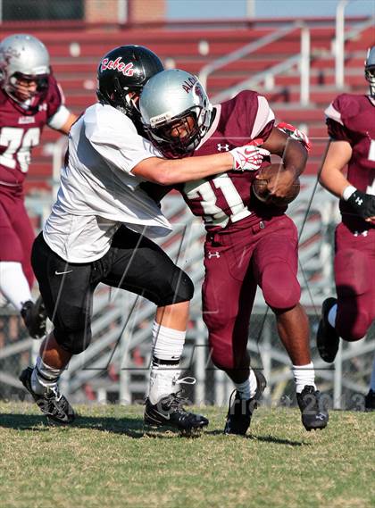Thumbnail 1 in Maryville vs. Alcoa photogallery.