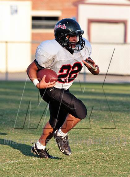 Thumbnail 1 in Maryville vs. Alcoa photogallery.