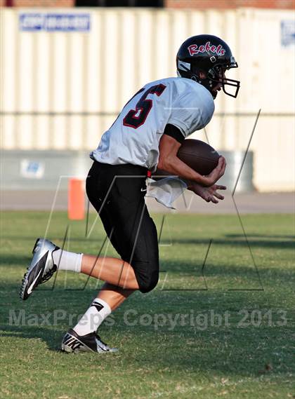 Thumbnail 3 in Maryville vs. Alcoa photogallery.