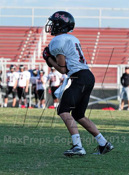 Thumbnail 1 in Maryville vs. Alcoa photogallery.