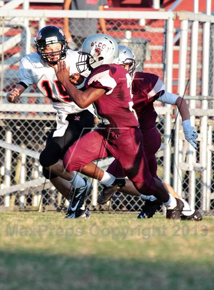 Thumbnail 1 in Maryville vs. Alcoa photogallery.