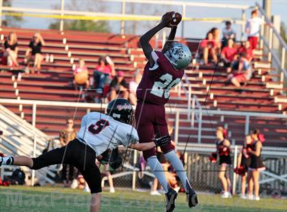 Thumbnail 2 in Maryville vs. Alcoa photogallery.