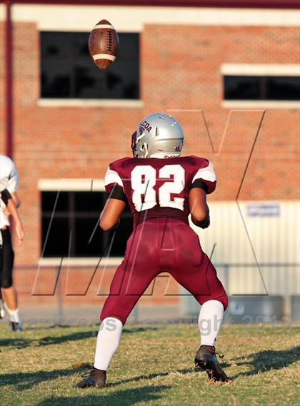 Thumbnail 1 in Maryville vs. Alcoa photogallery.