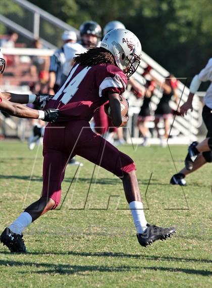 Thumbnail 2 in Maryville vs. Alcoa photogallery.