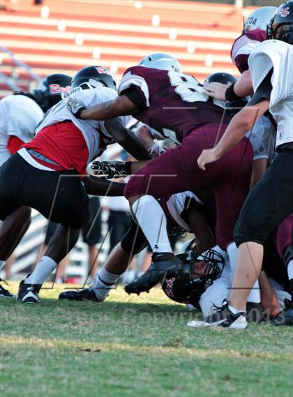 Thumbnail 2 in Maryville vs. Alcoa photogallery.
