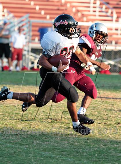 Thumbnail 2 in Maryville vs. Alcoa photogallery.