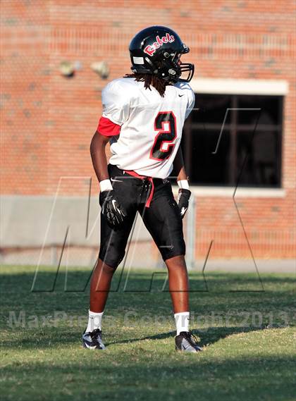 Thumbnail 3 in Maryville vs. Alcoa photogallery.